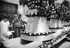 Glockenweihe in Pfandl bei Bad Ischl 1959