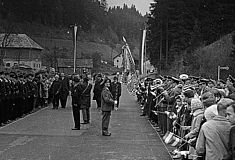 Einweihung einer Brücke