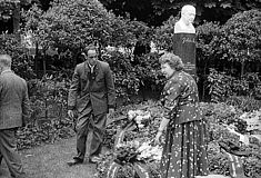 Einweihung Franz Lehar-Denkmal in Bad Ischl 1958