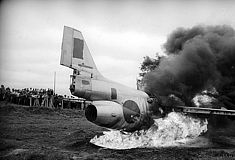 Feuerwehrübung mit Saab Flieger