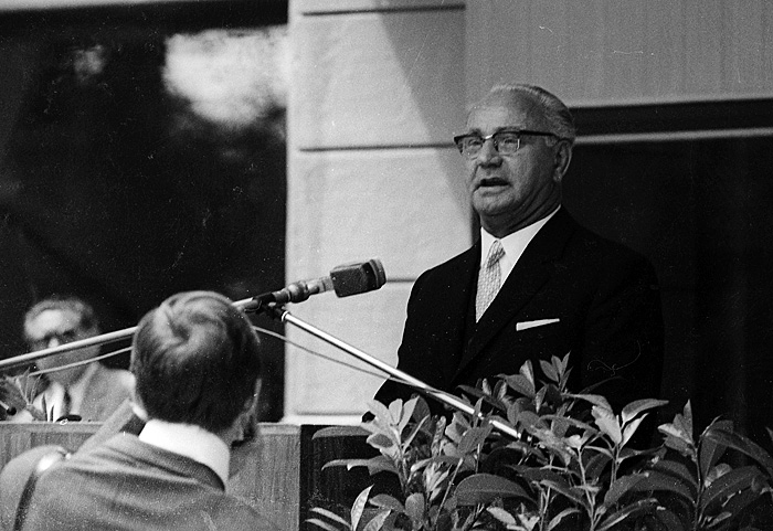 Präsident Franz Josef Jonas in Wels
