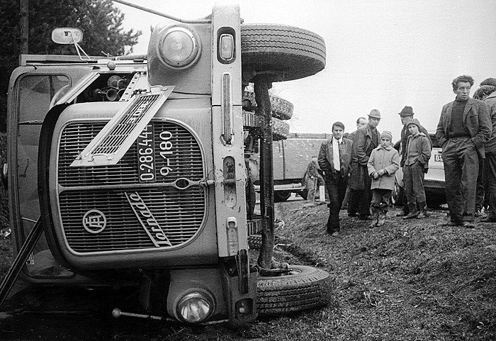 Unfall PKW mit LKW