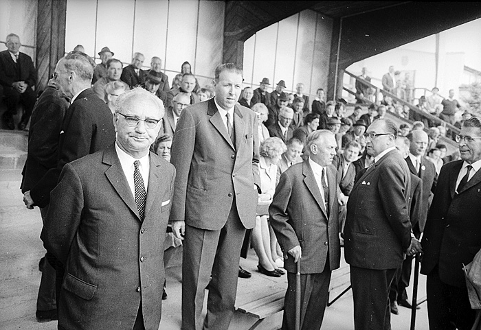 Franz Jonas auf der Rieder Messe